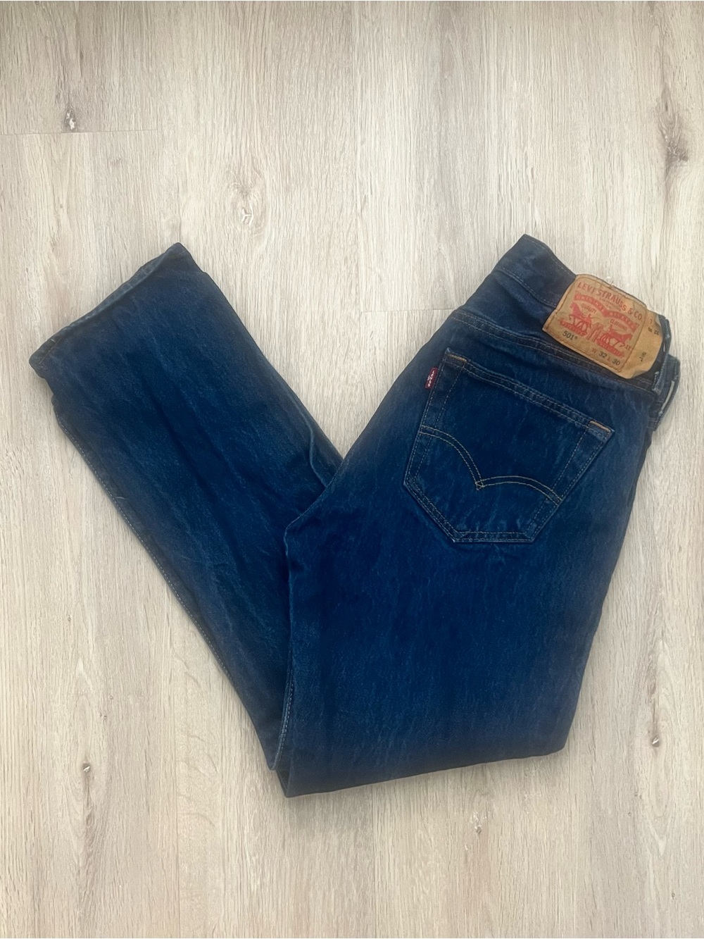 Levi's 501 Original Jeans Mens 30x28 Blue Medium Wash Button Fly Straight Denim